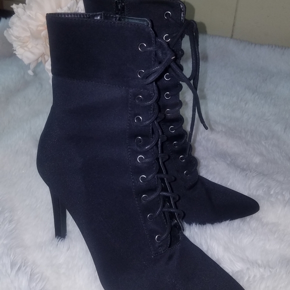 Black satin laced up boots - Picture 1 of 4